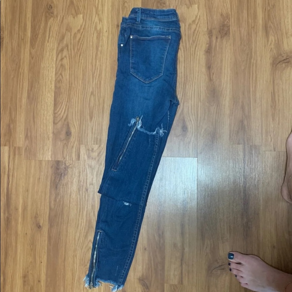 Ripped jeans